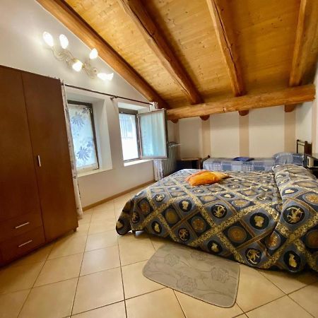 Вилла Casa "La Fucina" Melle Экстерьер фото